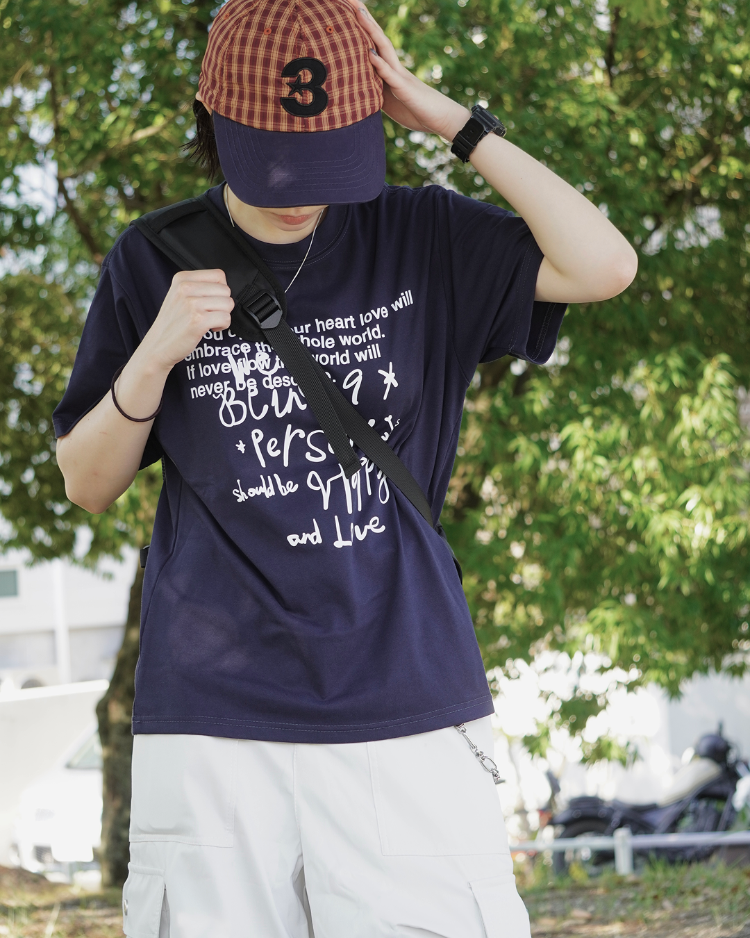 メッセージロゴグラフィック半袖Tシャツ IM0064