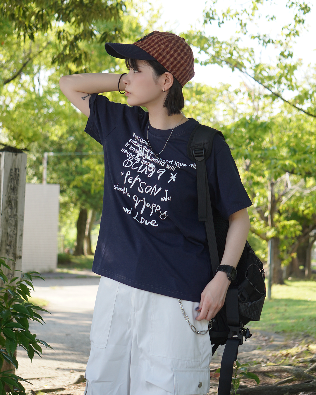 メッセージロゴグラフィック半袖Tシャツ IM0064