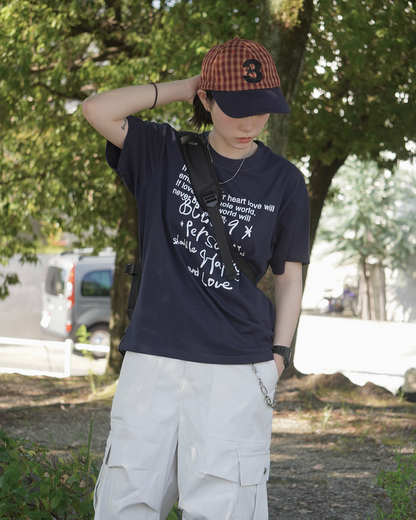 メッセージロゴグラフィック半袖Tシャツ IM0064