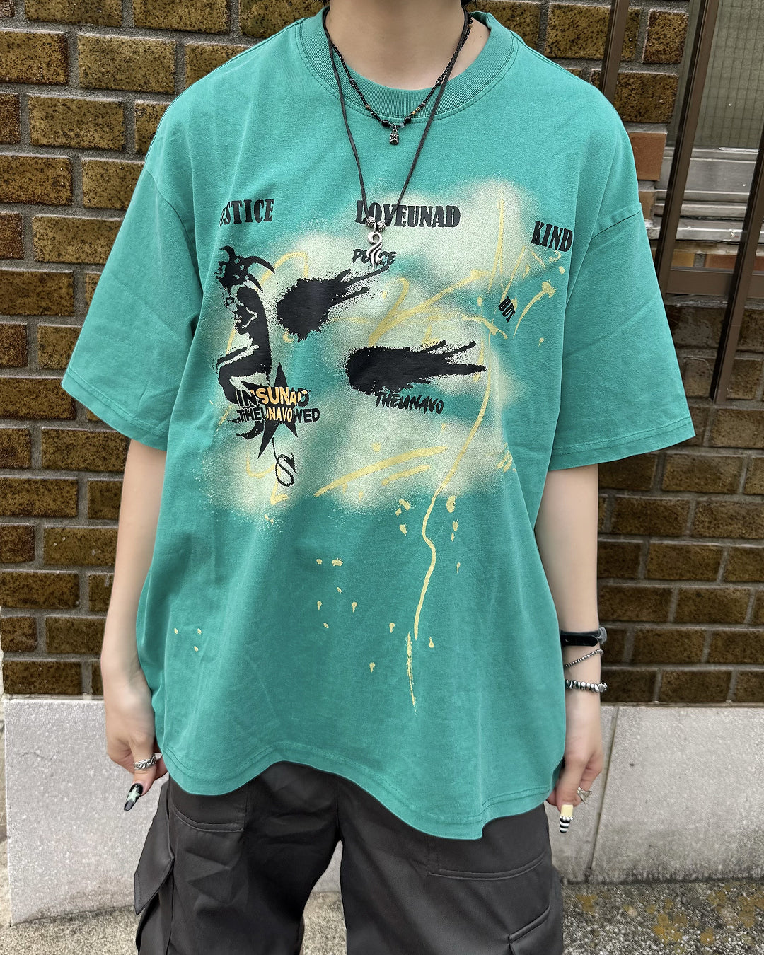 ヴィンテージアートグラフィックTシャツ KM7184