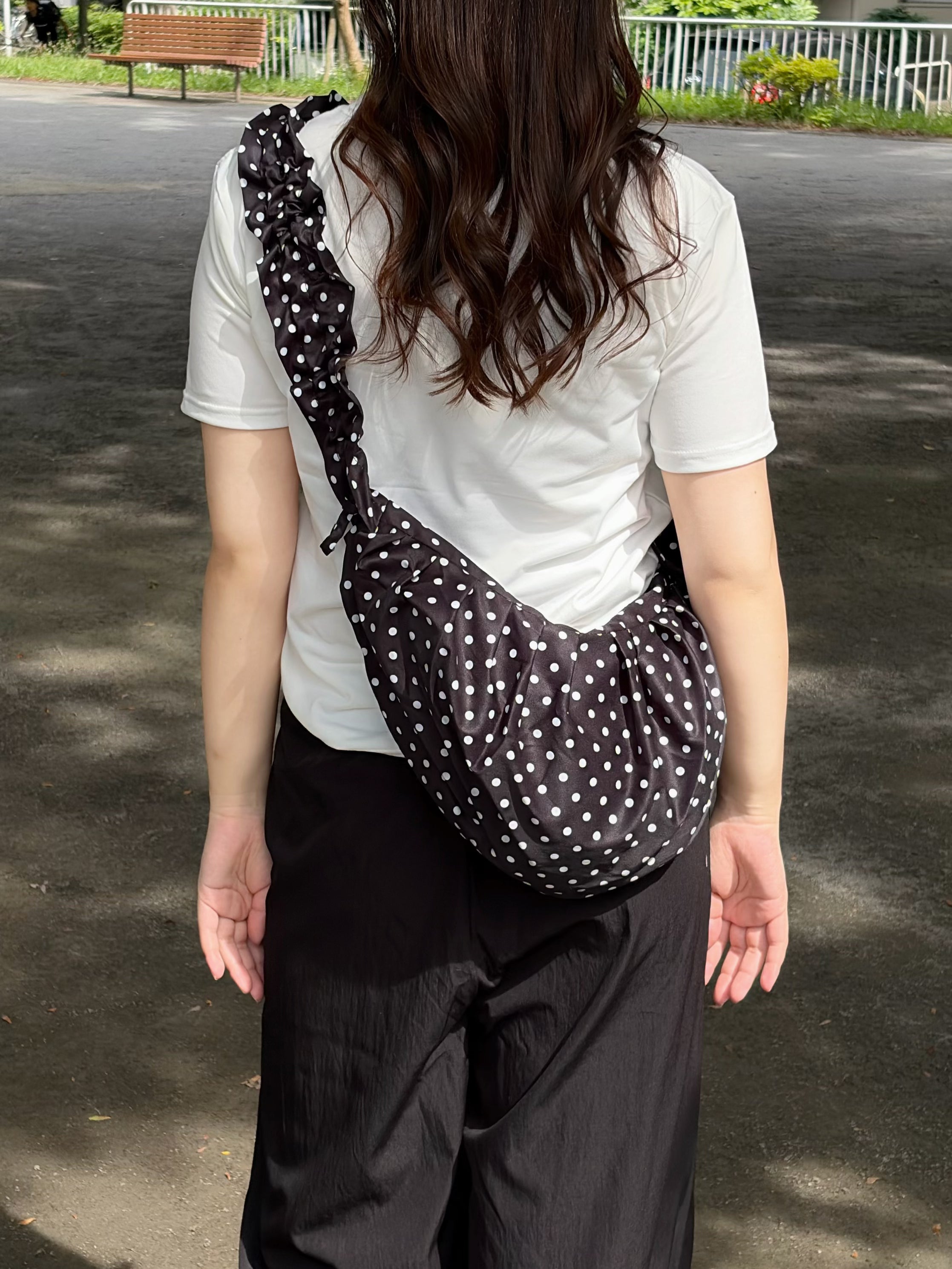 ドット柄メッセンジャーバッグ OV0041