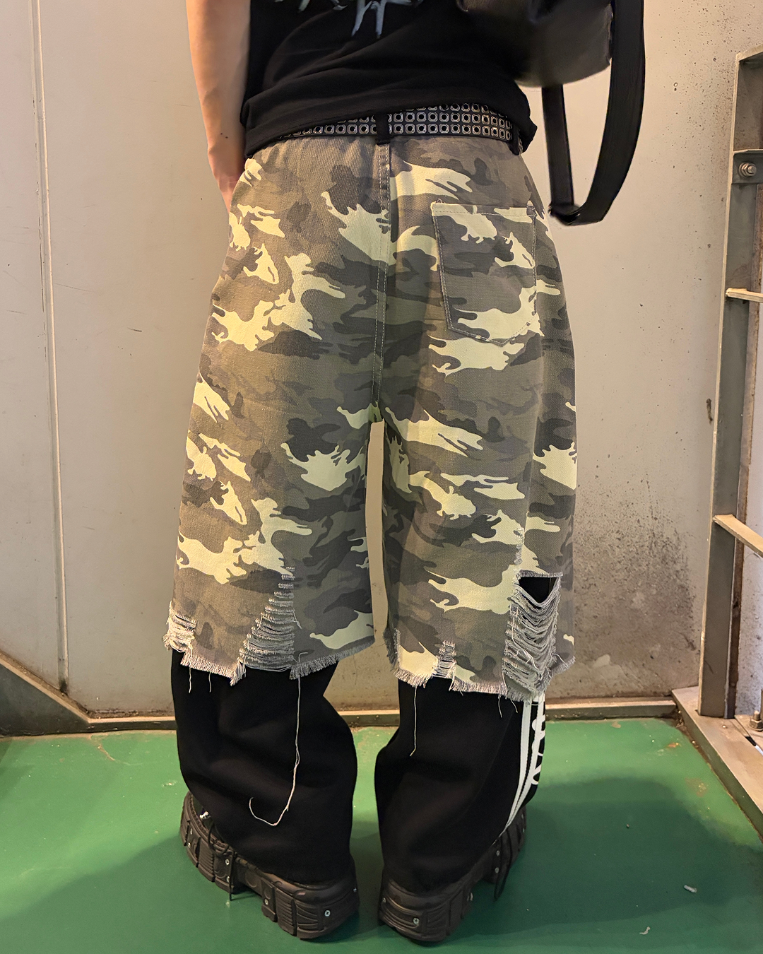 ゴーストカモパッチショー MO3199