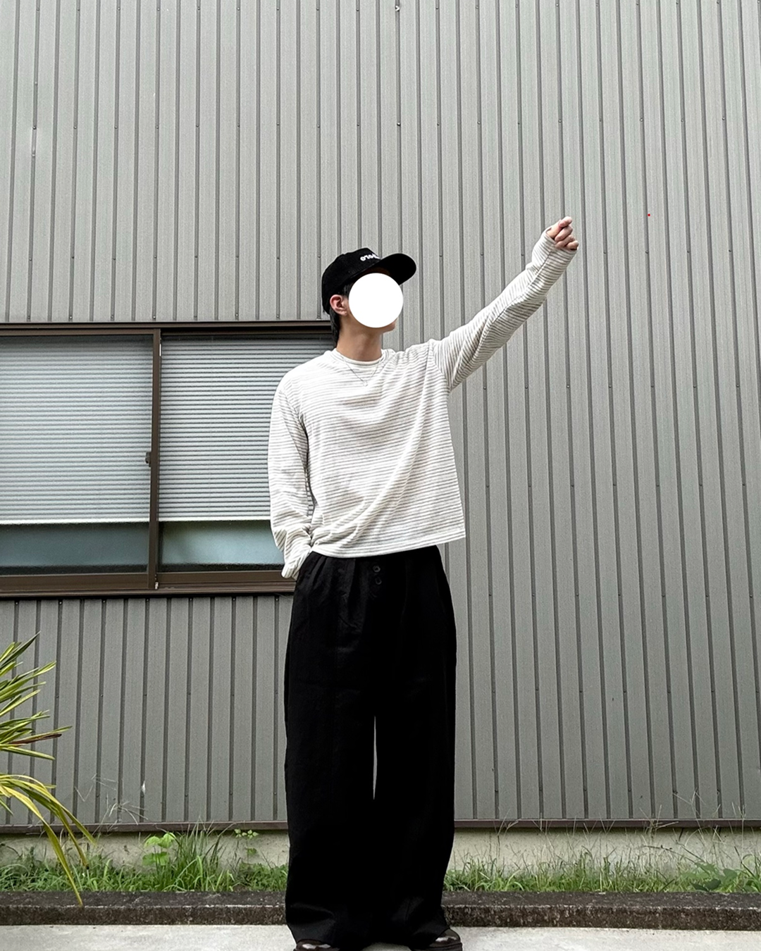 ボタンフライワイドレッグパンツ KN0382
