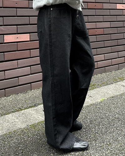 ボタンフライブラックデニムパンツ IK0363