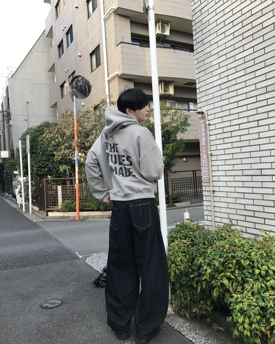 ボタンフライデザインノンウォッシュワイドジーンズ JV0021