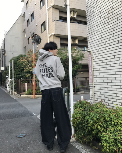ボタンフライデザインノンウォッシュワイドジーンズ JV0021
