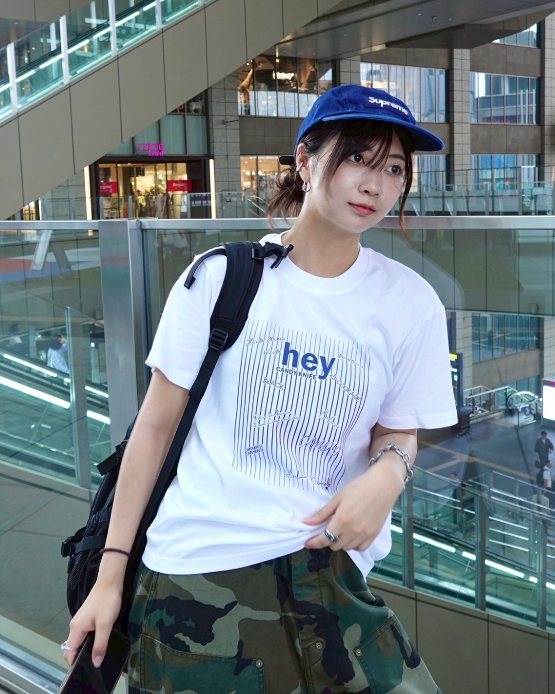 ストライプレタープリントTシャツ K1071