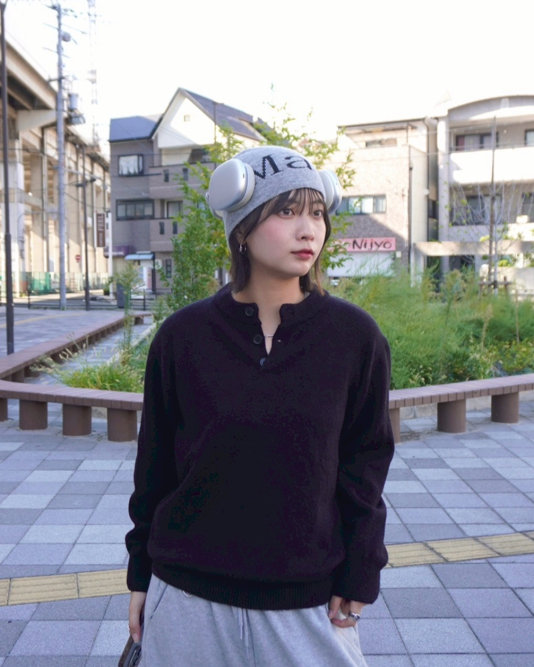 ヘンリーネックニット K1136