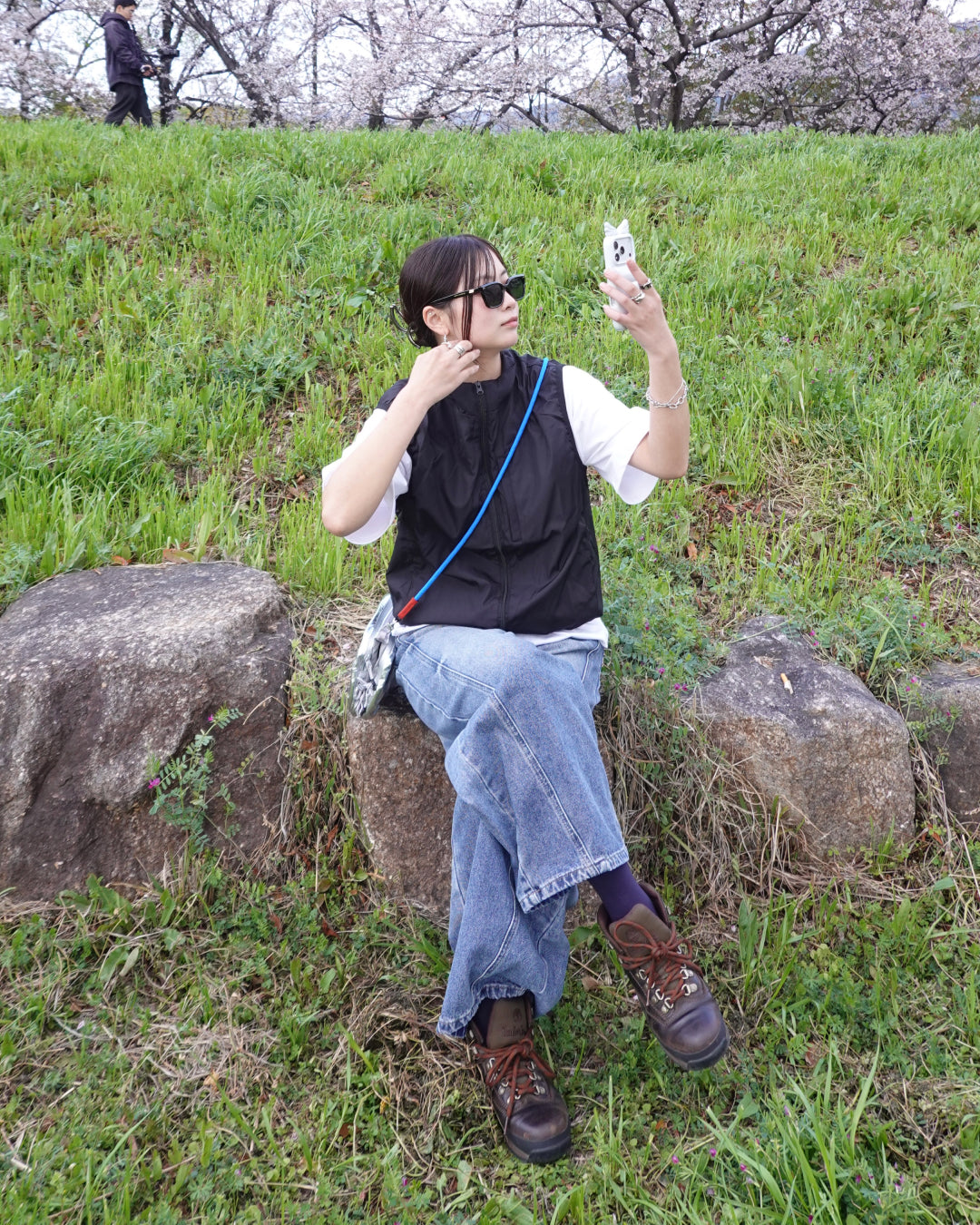 グラフィックプリントルーズTシャツ K3136