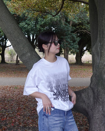 グラフィックプリントルーズTシャツ K3136