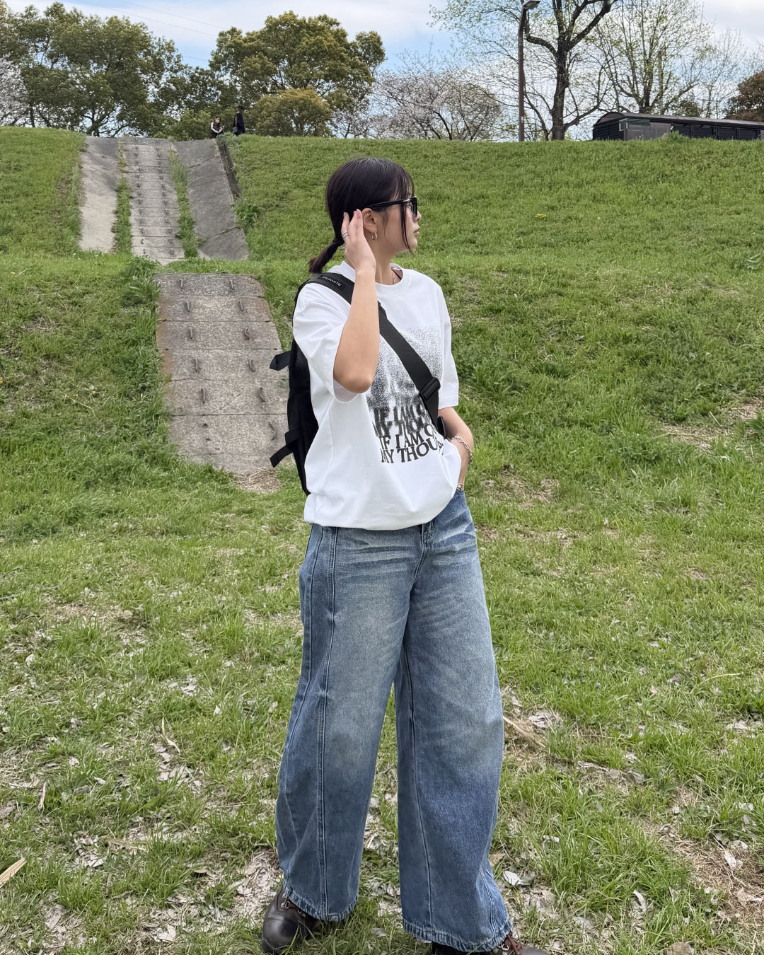 グラフィックプリントルーズTシャツ K3136