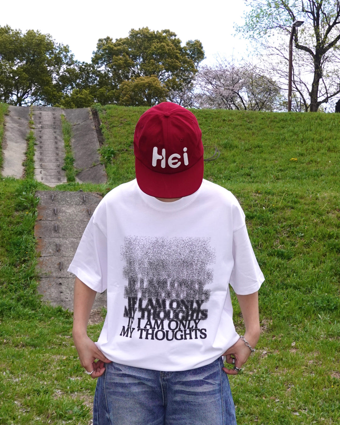 グラフィックプリントルーズTシャツ K3136