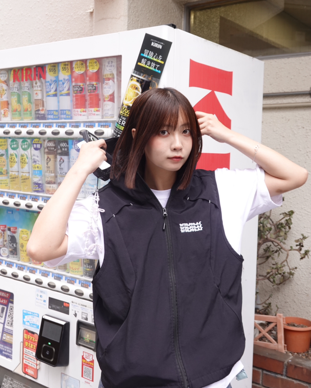 フード付きテックベスト K3241