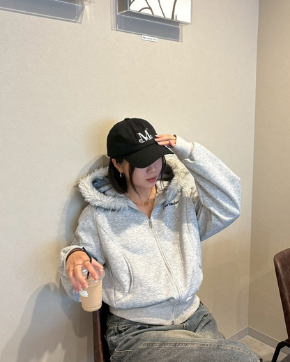 【即納】ファーフードロゴジップパーカー　K5012