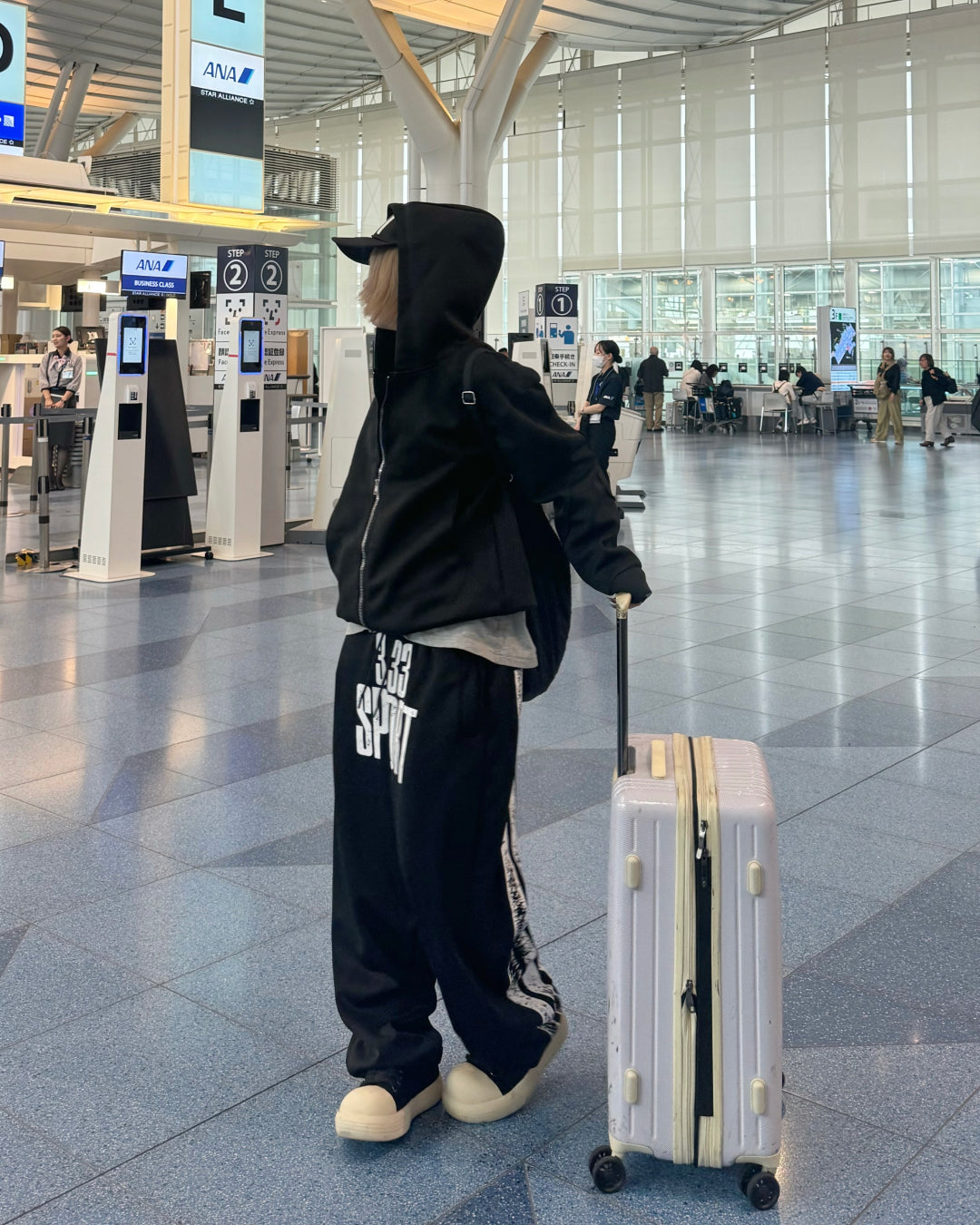 デザインダブルジップパーカー KM1215 – YOLO（ヨロ）｜ファッション通販