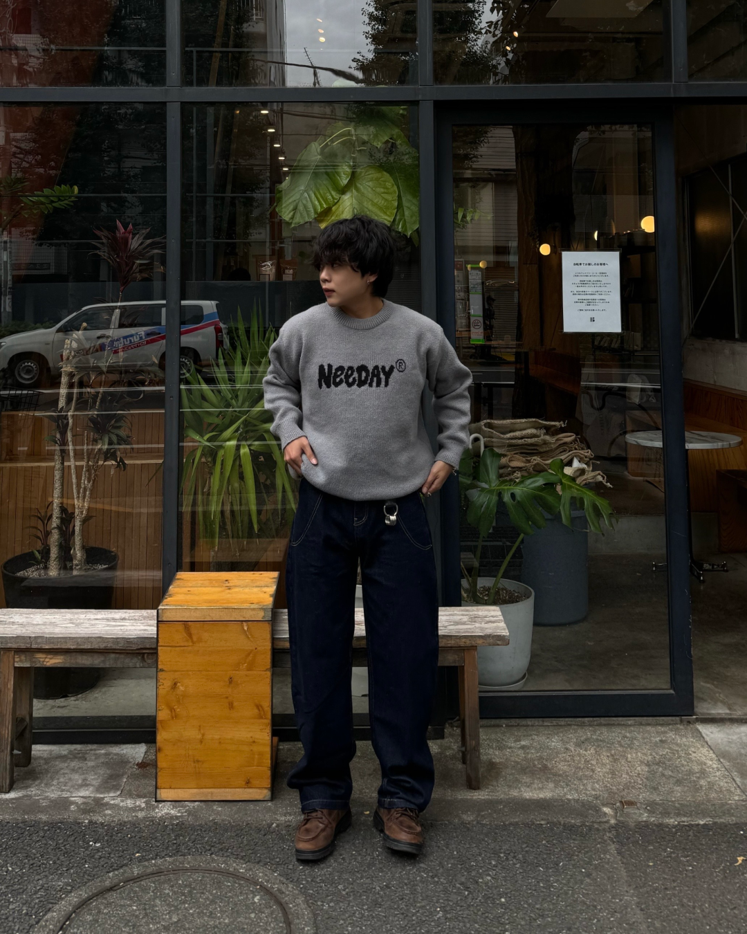 ラウンドネックロゴニット KA1309