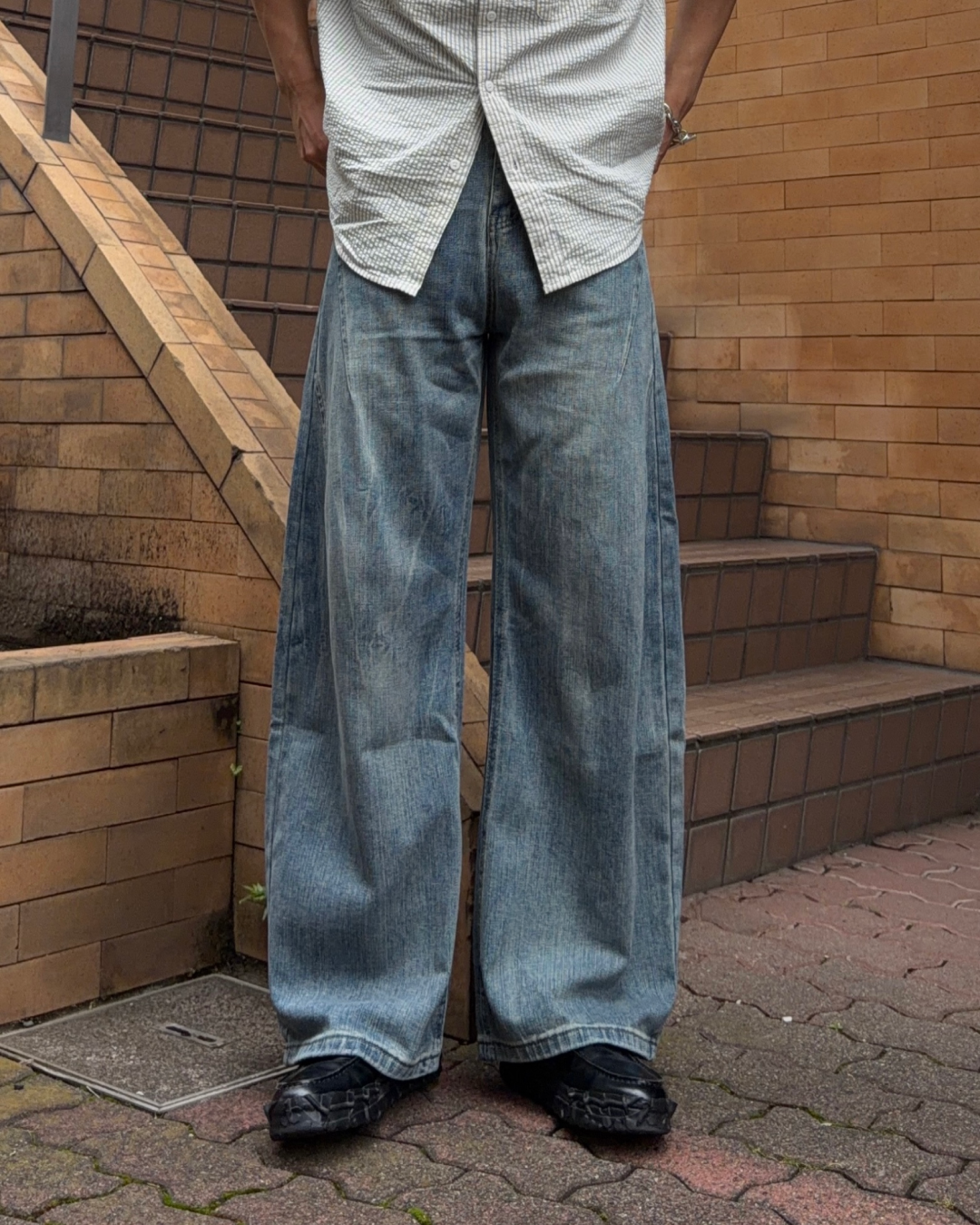 ウォッシュバレルレッグデニムパンツ KA7326