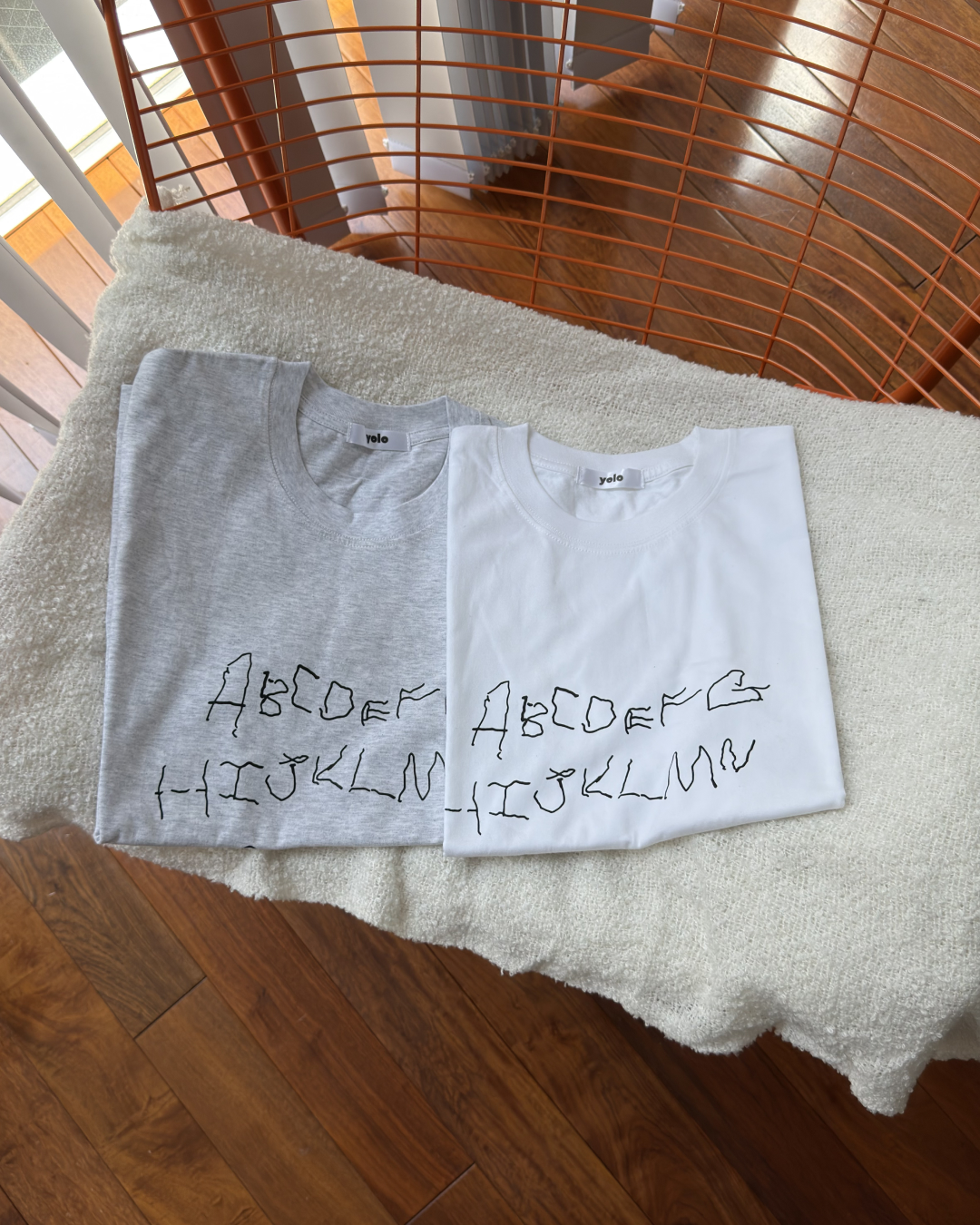 ハンドライティングTシャツ KA7383
