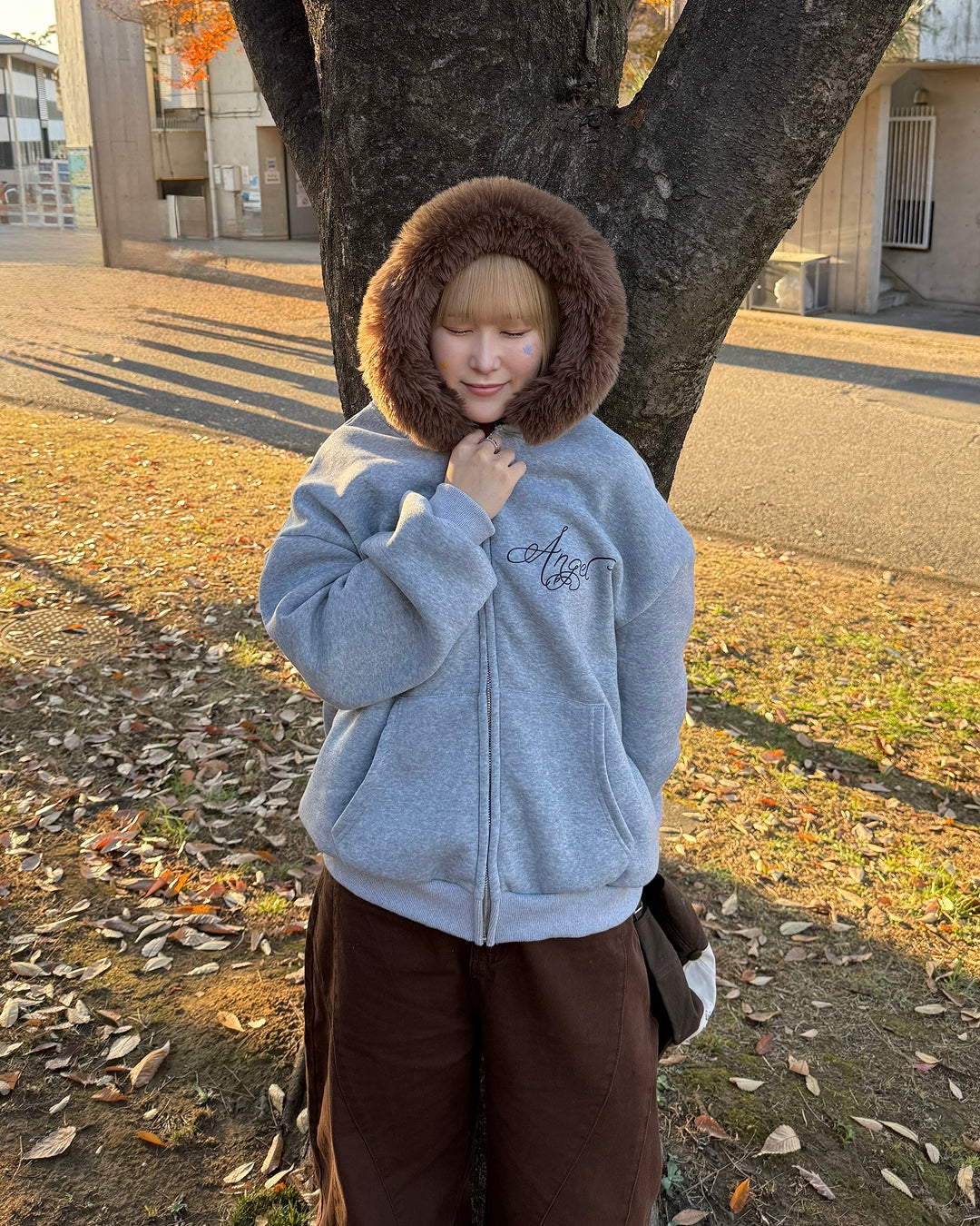 ルーズシルエットファージップアップフーディ
KC0180