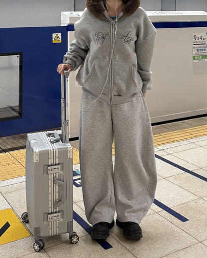 ルーズシルエットファージップアップフーディ
KC0180