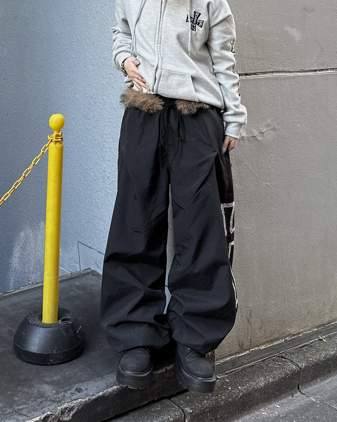 ウエストファークロスラメバルーンパンツ
KC0214