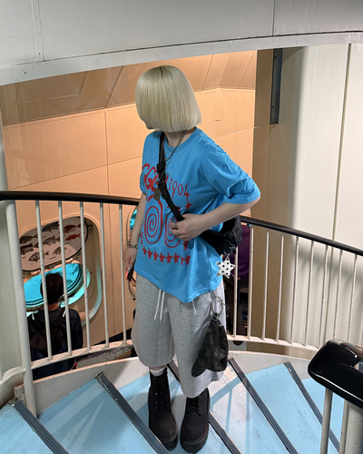 スパイラルグラフィックオーバーTシャツ KC0344