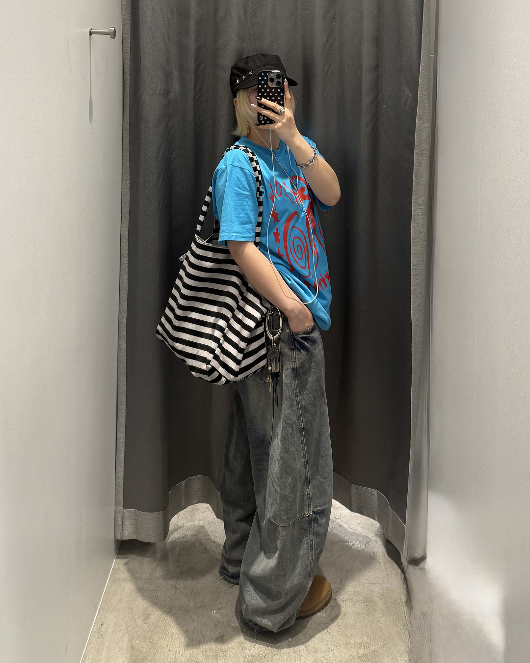 スパイラルグラフィックオーバーTシャツ KC0344