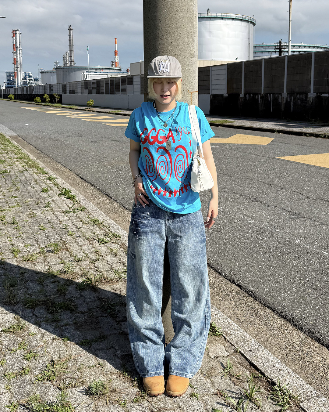 スパイラルグラフィックオーバーTシャツ KC0344