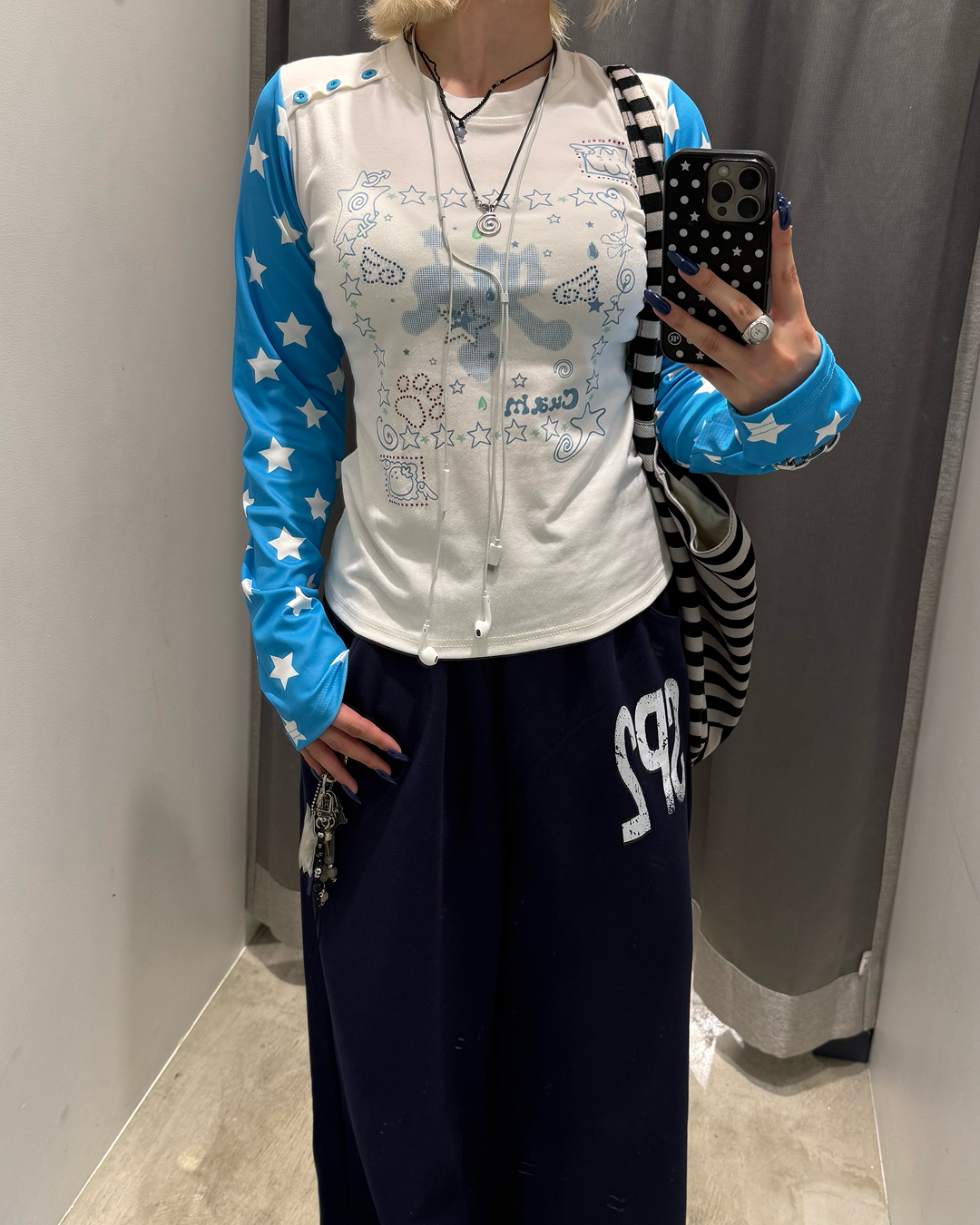 キャットデザインスターTシャツ
KC0385