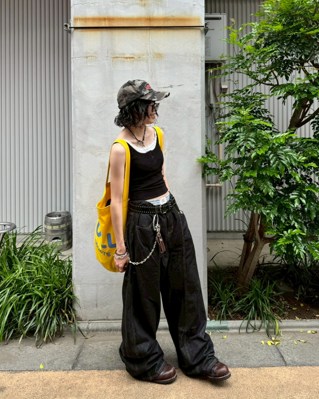 即納】サイドラインデニムパンツ KM1040 – YOLO（ヨロ）｜ファッション通販