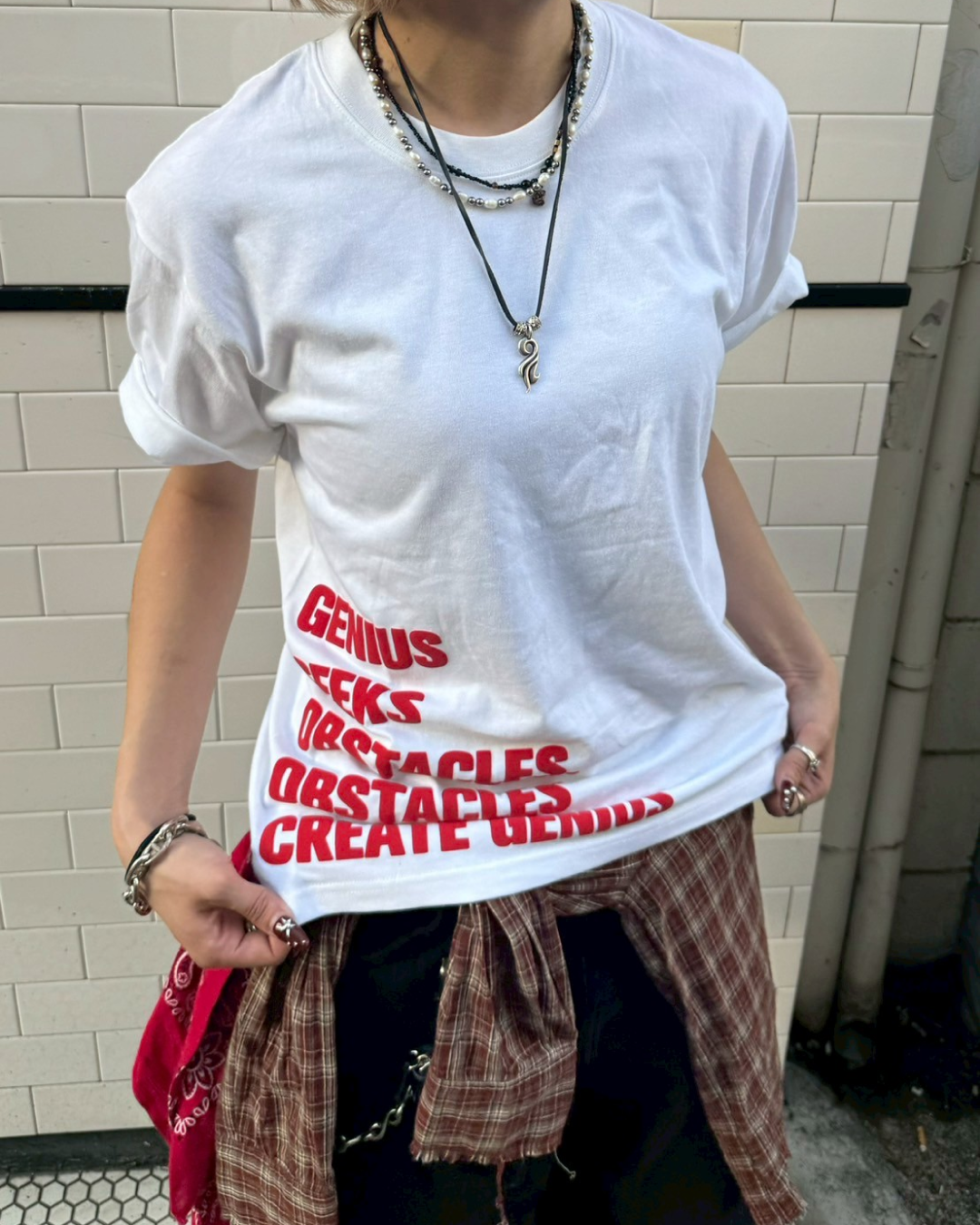 フロントロゴプリントTシャツ KM1056