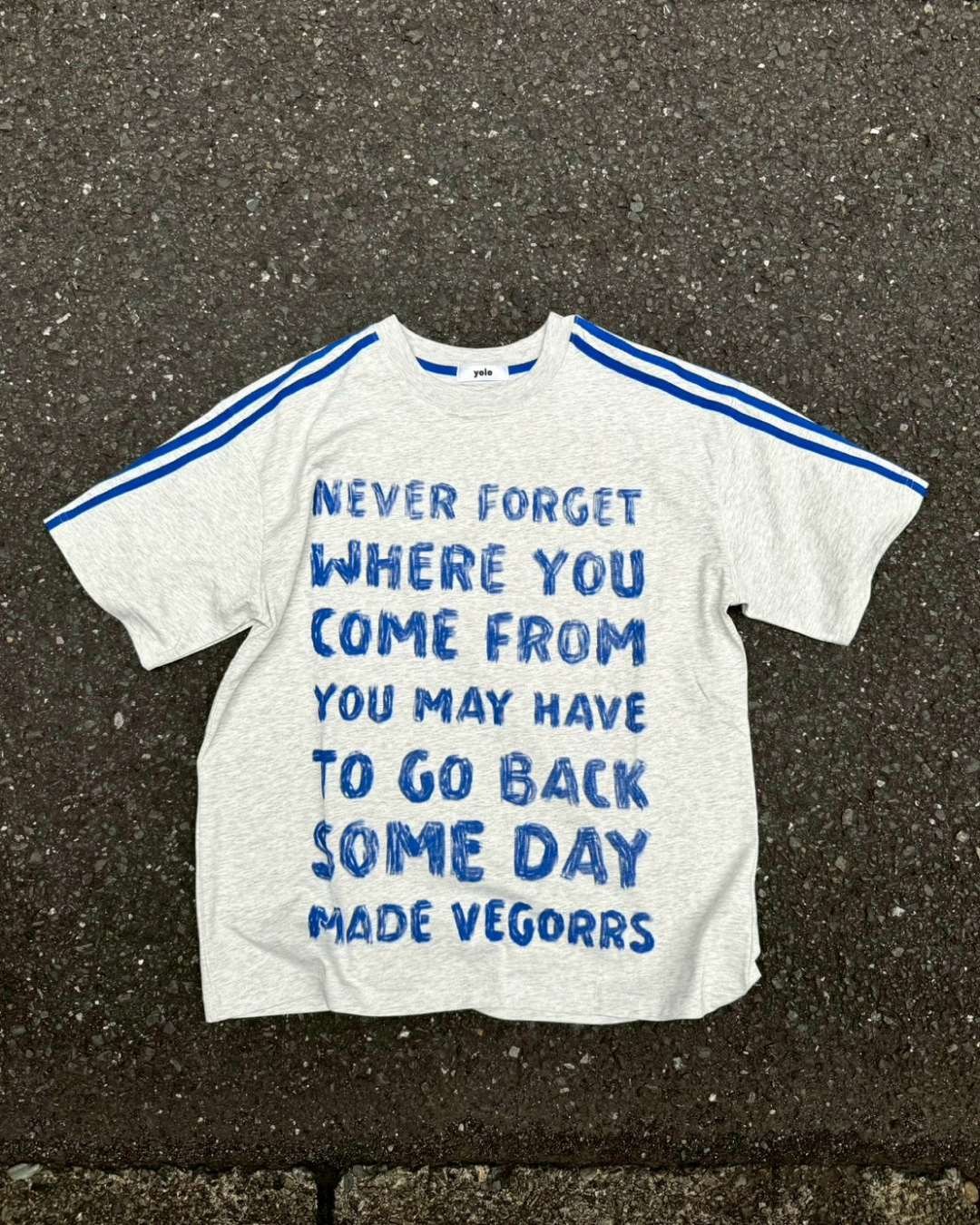ペイントレタリングTシャツ KM1143