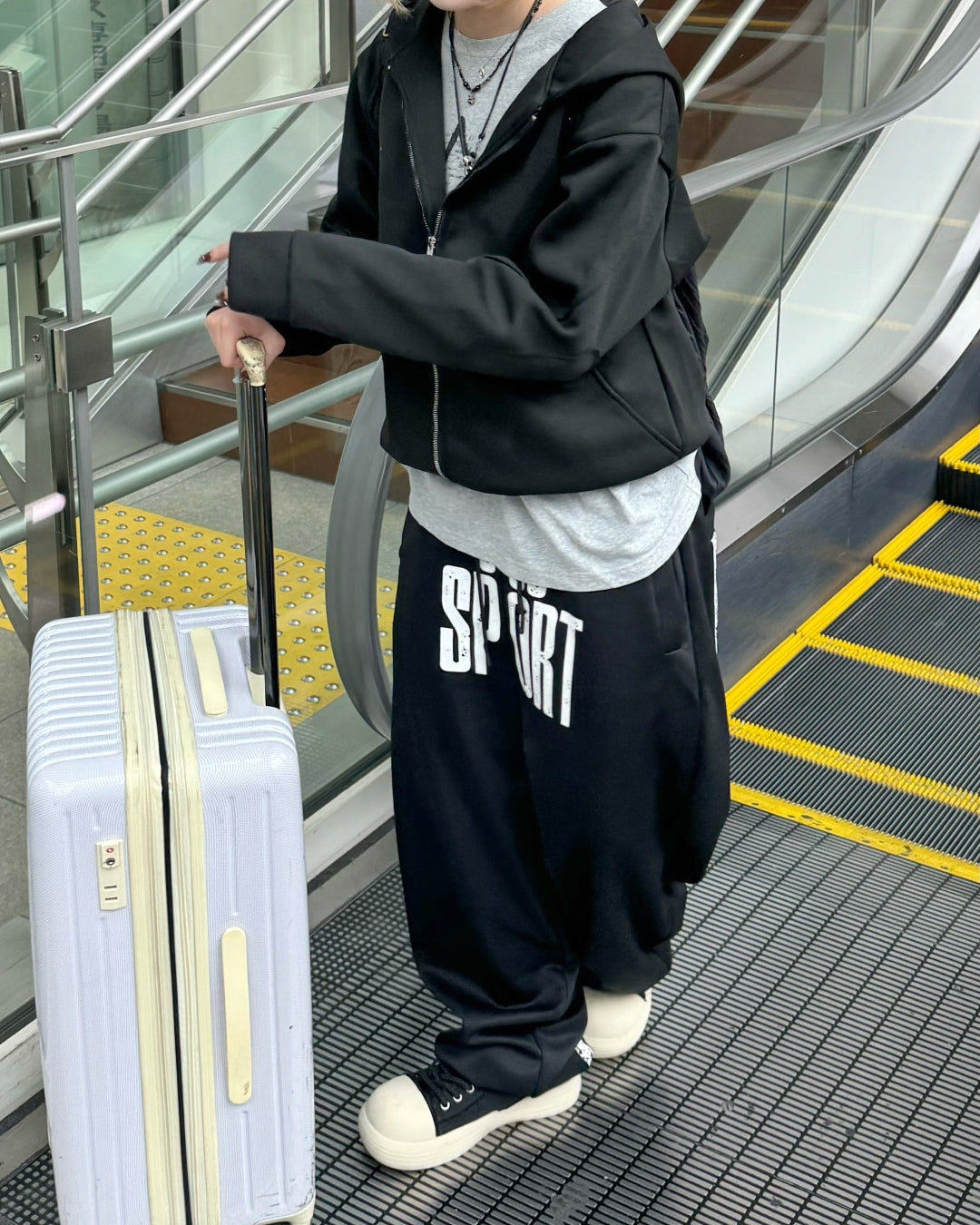 フロントロゴスウェットパンツ KM1211