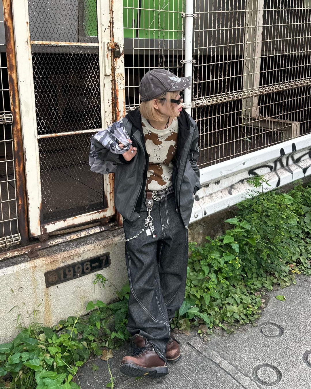 フェイクツーピースブラックジャケット KM1222