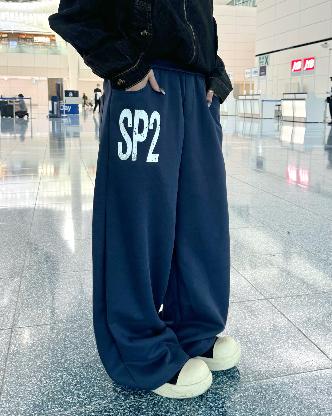 レタードワイドスウェットパンツ KM1236