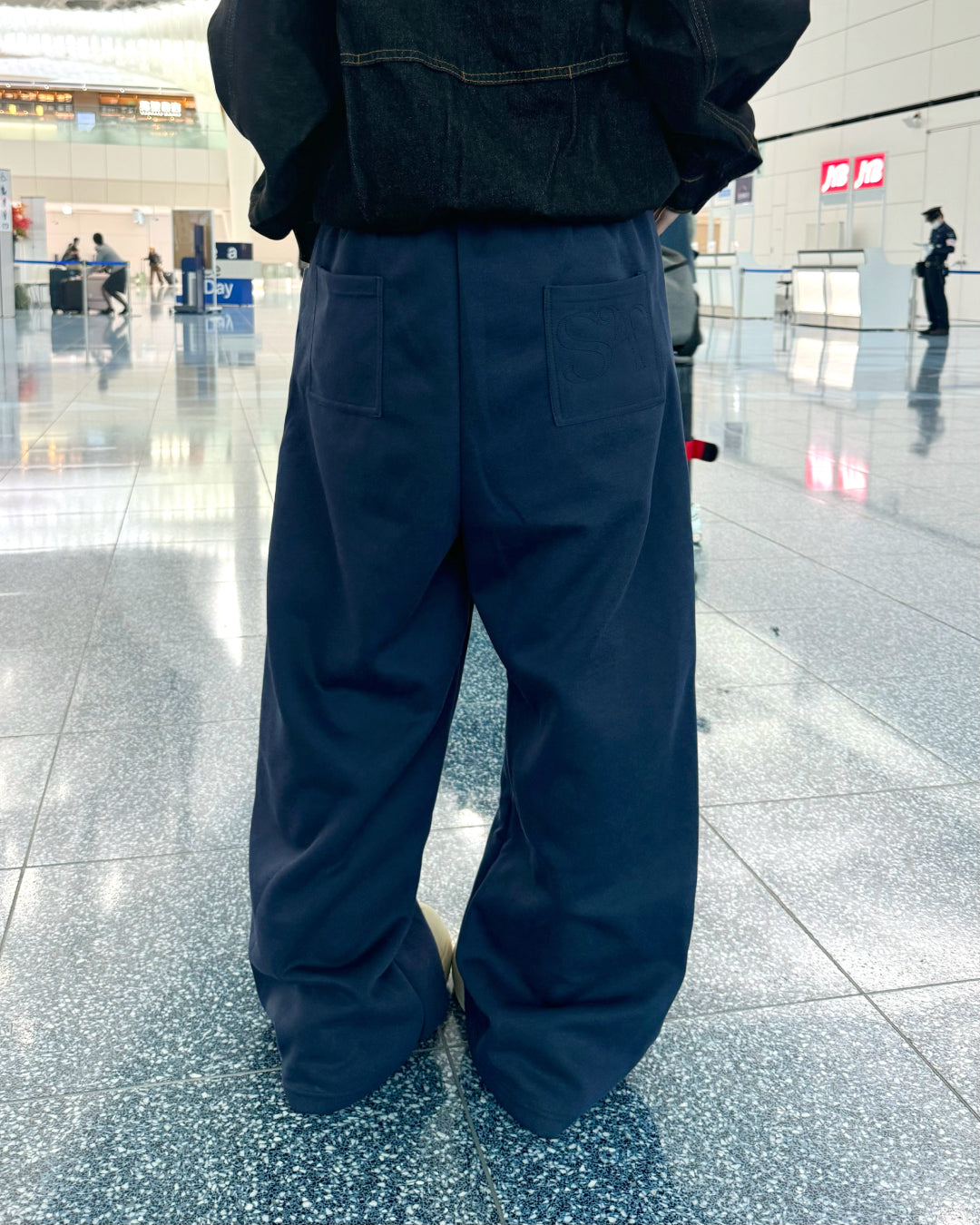 レタードワイドスウェットパンツ KM1236