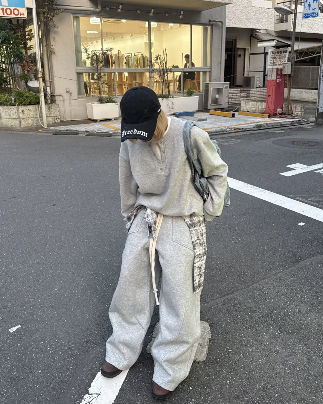 センターラインスウェットパンツ KM1251