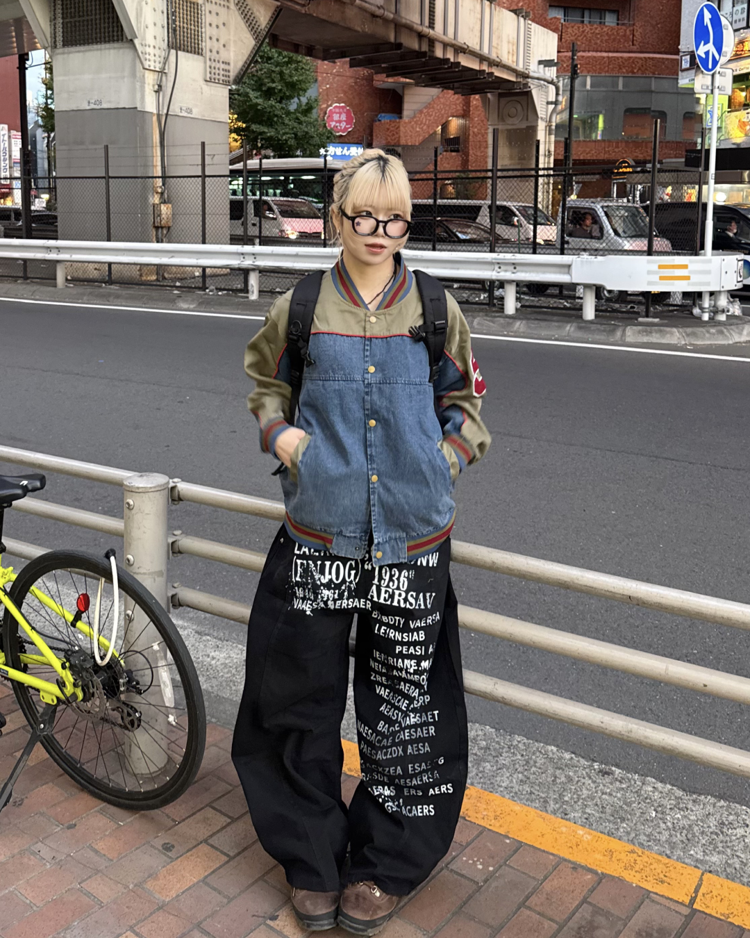 フロントデザインカーブパンツ  KM1269