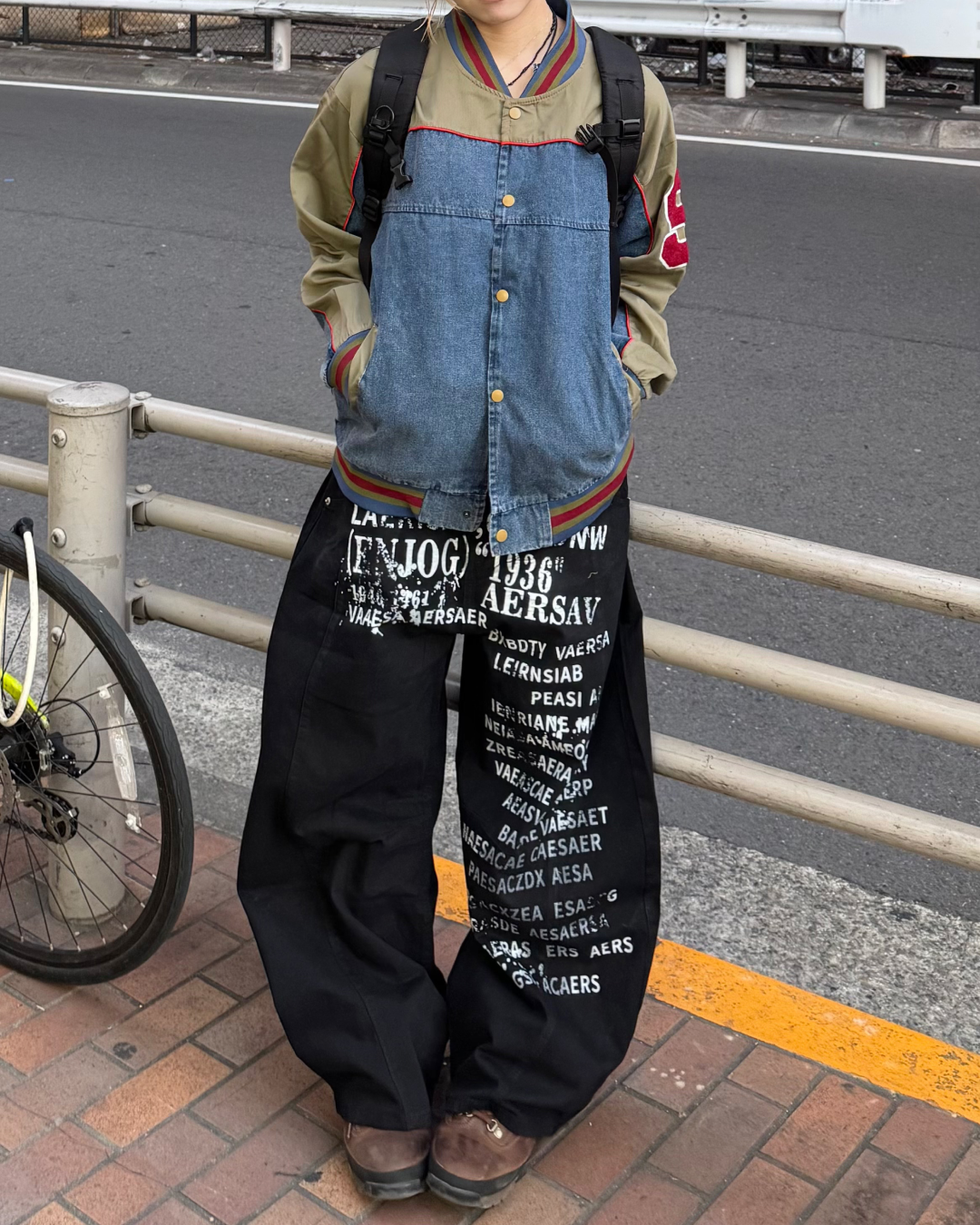 フロントデザインカーブパンツ  KM1269