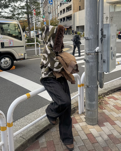 【即納】フード迷彩ニットパーカー  KM5024