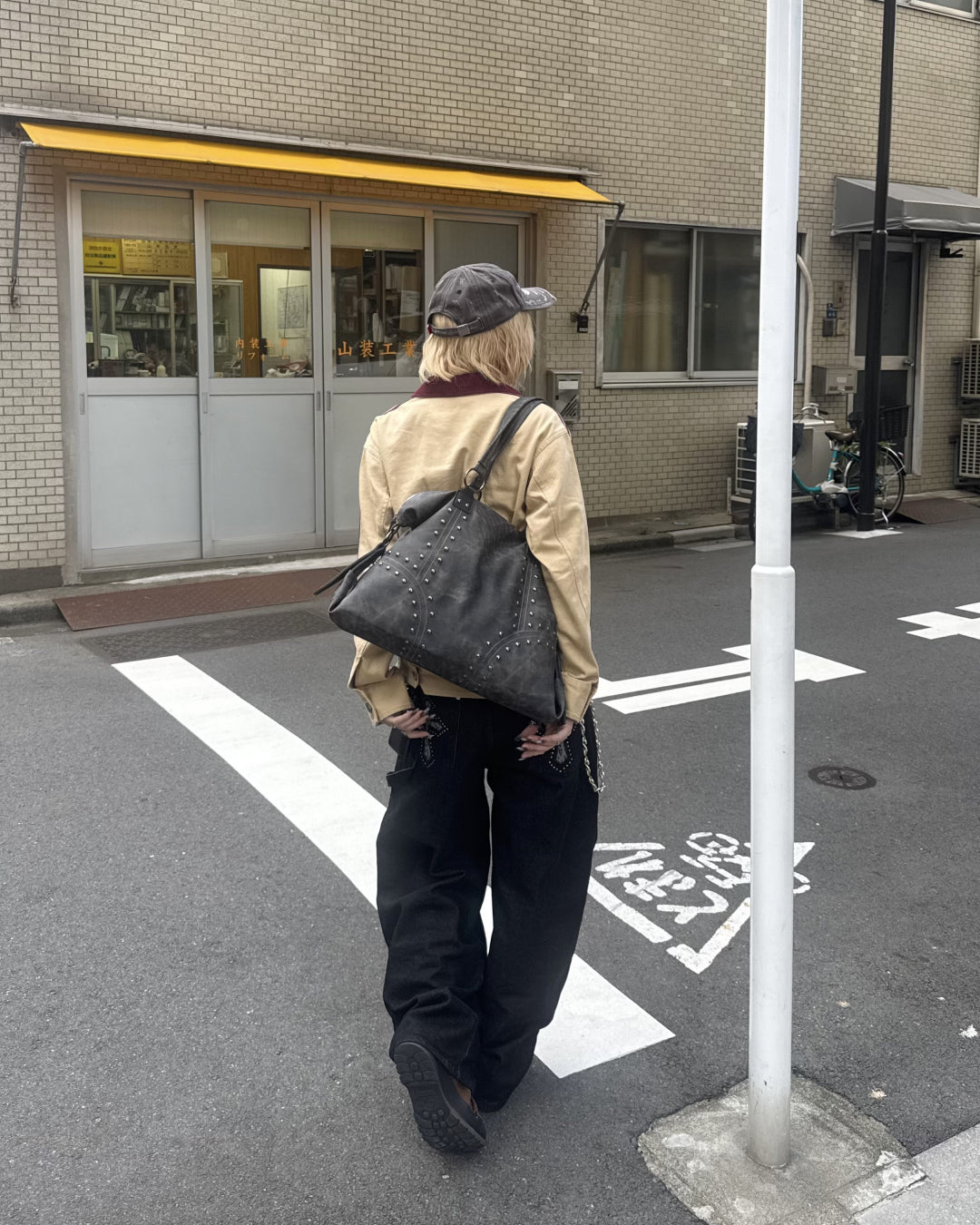 【一部即納】ウォッシュ加工スタッズバッグ KM7004