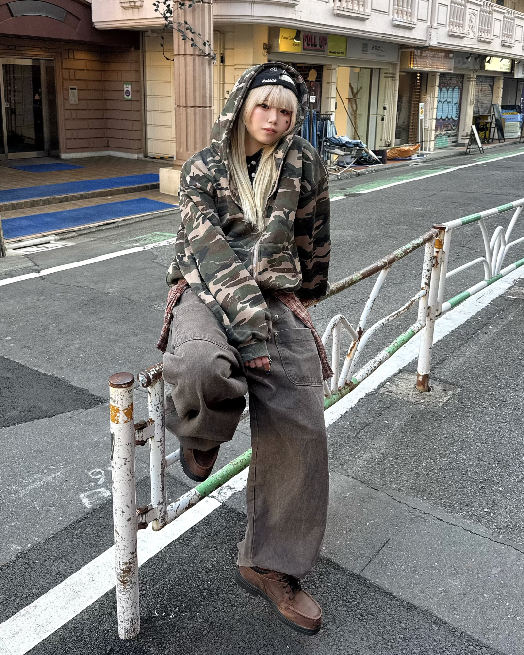 カモフラージュフードパーカー KM7007 – YOLO（ヨロ）｜ファッション通販