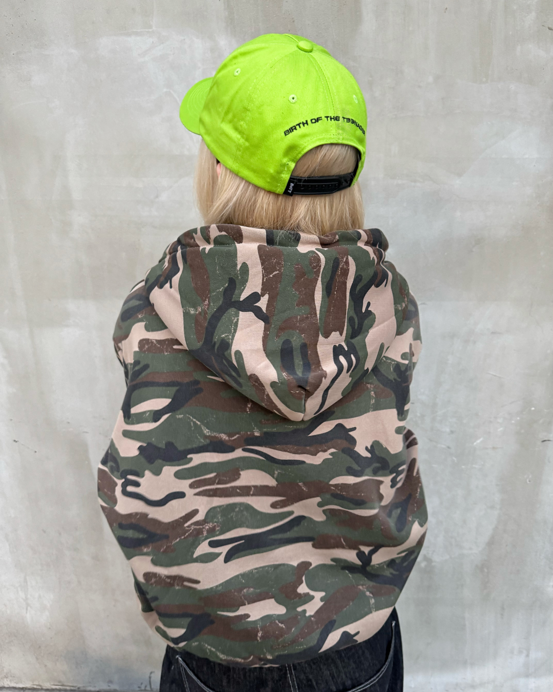 カモフラージュフードパーカー KM7007 – YOLO（ヨロ）｜ファッション通販