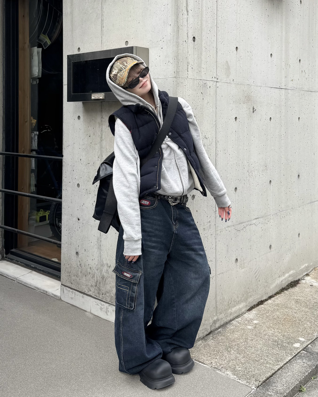 ワイドレッグカーゴパンツ KM7034