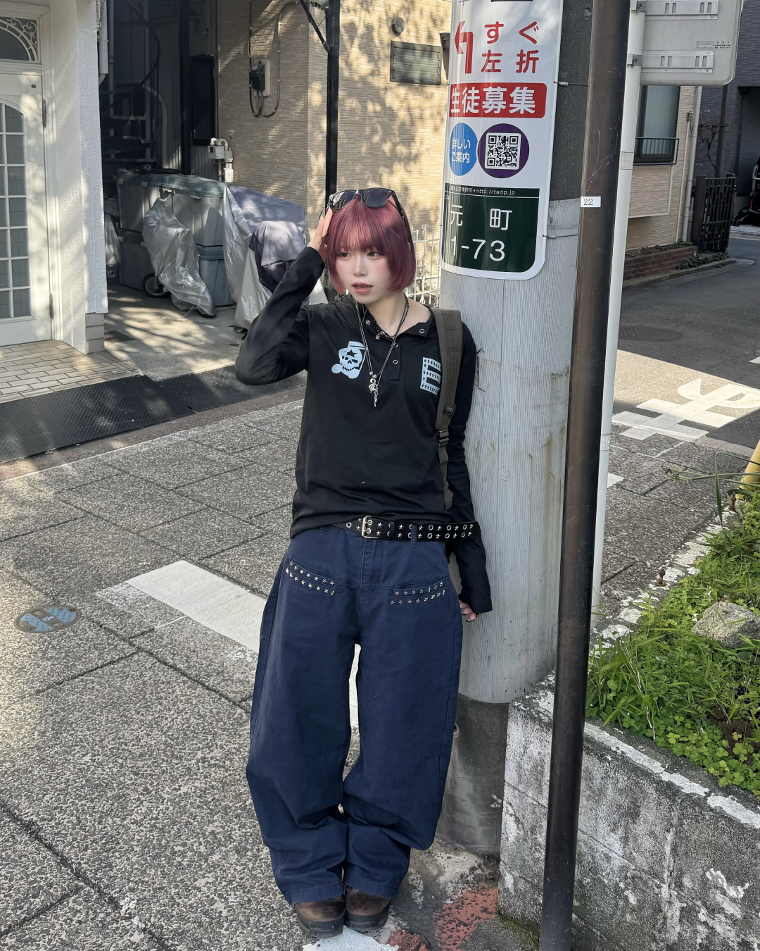 スタッズストレートパンツ KM7044
