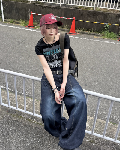 ロゴヒップカーブパンツ KM7099