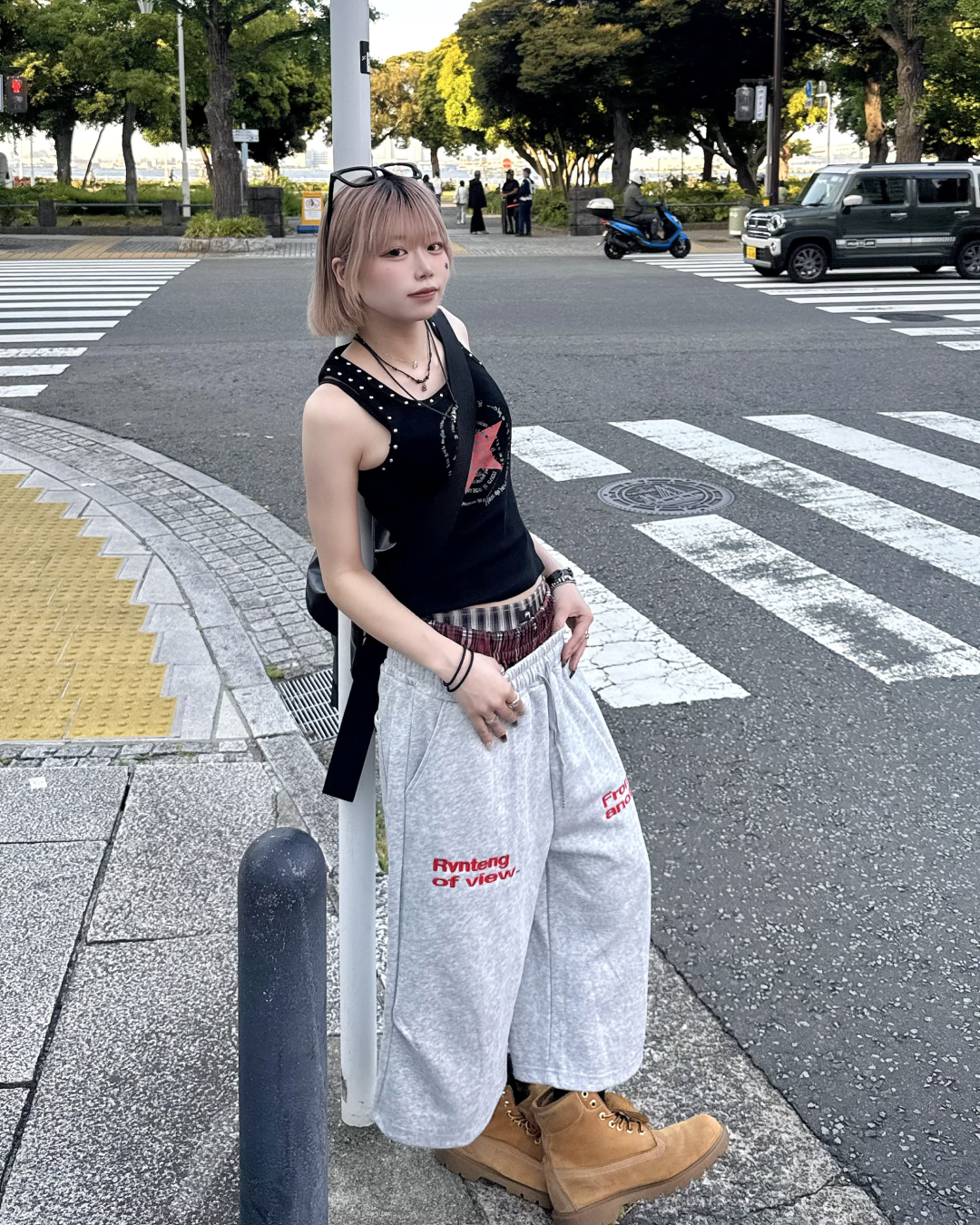 スタッズプリントノースリーブ KM7127 – YOLO（ヨロ）｜ファッション通販