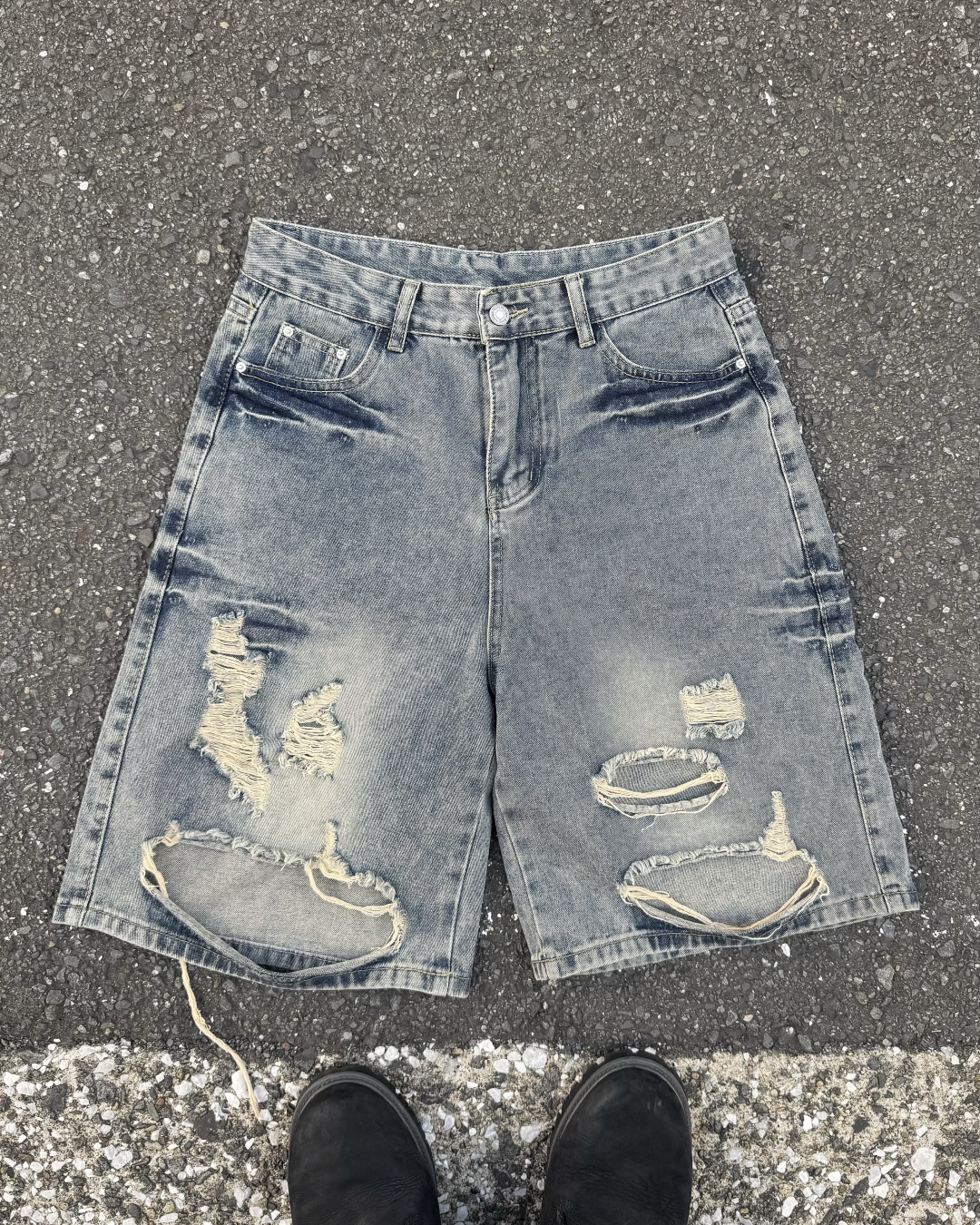 ダメージハーフデニムパンツ KM7130 – YOLO（ヨロ）｜ファッション通販