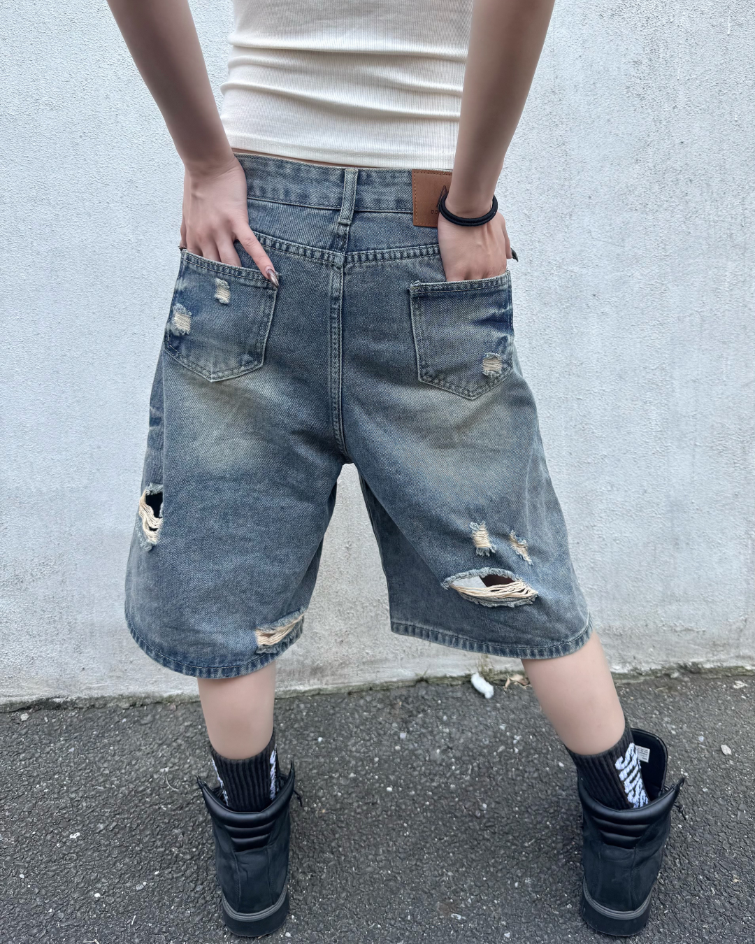 ダメージハーフデニムパンツ KM7130 – YOLO（ヨロ）｜ファッション通販