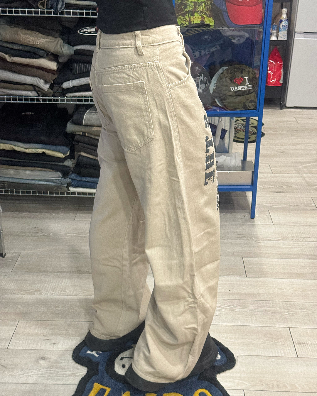 アーチロゴワイドパンツ KM7164
